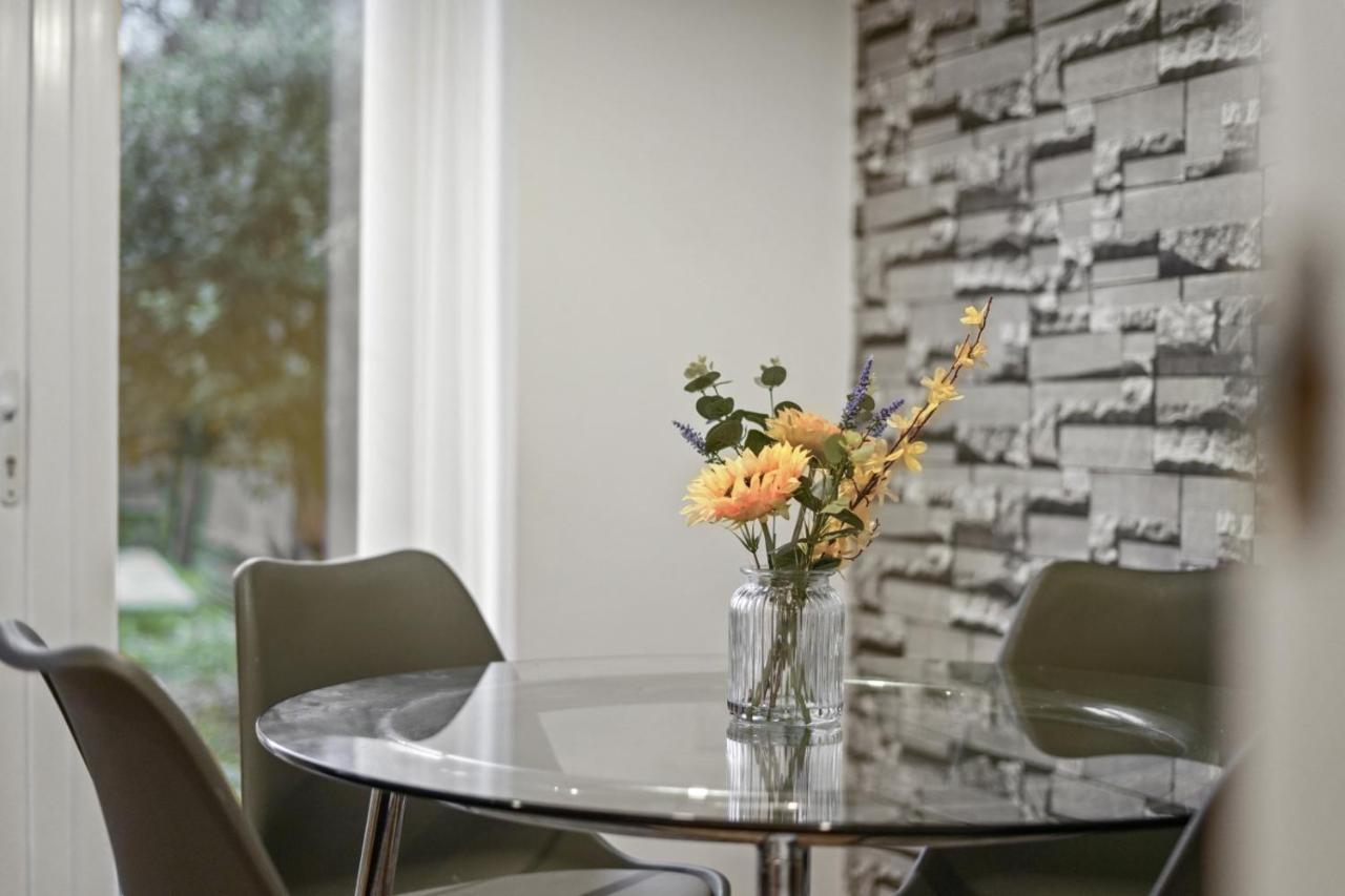 Tayberry Close Contractors & Leisure Apartment By Leecroft Stays Derby Exteriör bild